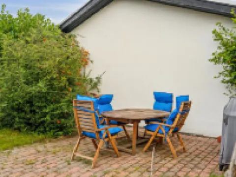 "Saja" - 550m from the sea