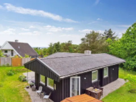 "Lenaya" - 1km from the Sea