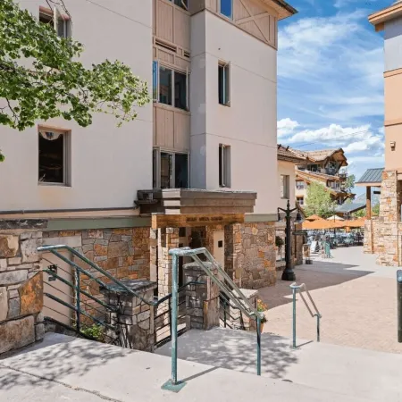 Blue Mesa Lodge 40C by Avantstay Ski in/ Ski Out Unit w/ Balcony!