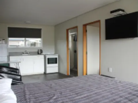 Charlton Motel Hotels in Gore