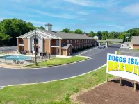 Clarion Pointe on the Lake Clarksville-South Hill West Hotels in Mecklenburg County