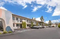 The Sandman Santa Rosa Sonoma, Ascend Hotel Collection - parking