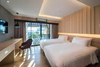 Nadee 10 Resort & Hotel