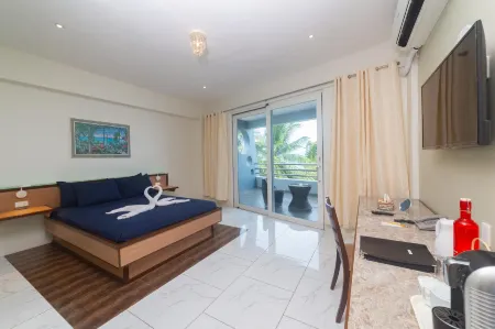 Panglao Sea Resort - Tangnan Отели рядом с достопримечательностью «Best Sunset Hermit Beach»