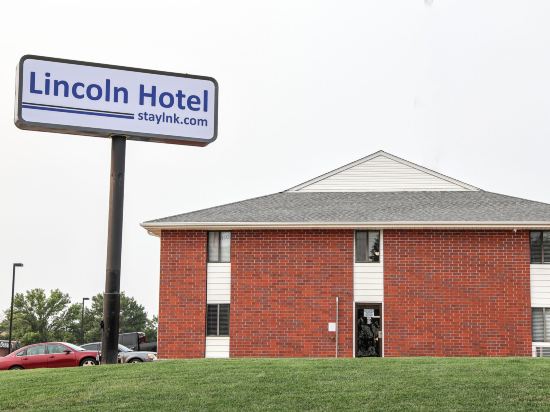 Travelodge by Wyndham Lincoln South