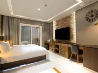 Yangpyeong Premium Hotel Latte Отели рядом с достопримечательностью «Галерея «Сонаги»»