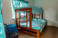 Hostal Rojoyale - Homestays