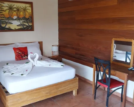 โรงแรม กาเย 6 โรงแรมในโบกาสเดลโตโร