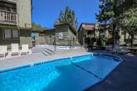 Mammoth Sierra Townhomes #18 Condo