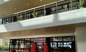 Cozy 3-bedroom Family Condo