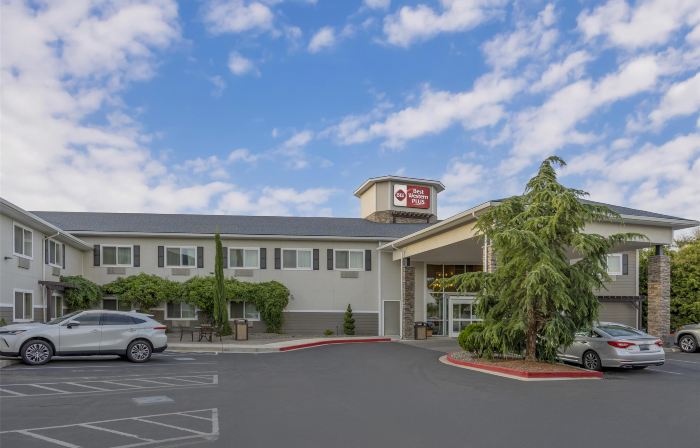 Best Western Plus Vintage Valley Inn