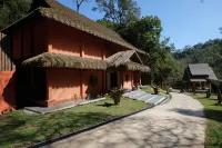 iRETREAT Jungle Bliss, Pa Pae