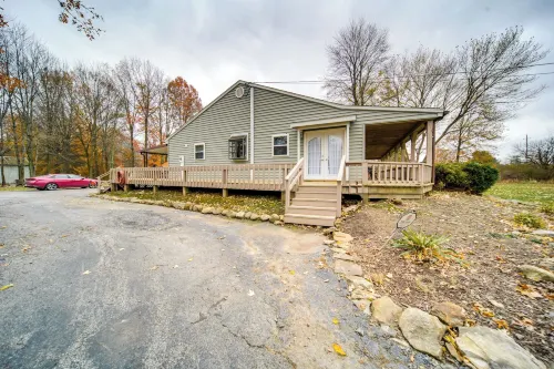 North Jackson Vacation Rental w/ Wraparound Deck! - 3 étoiles