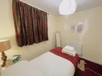 Elegant Escape in North Shields - Spacious 3 Bedroom House Hotels in North Shields