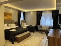 Grand Krone Hotel Hotels in Cinarcik