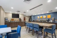 Comfort Suites Near Birkdale Village- Huntersville