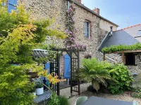 La Maison Hotels in Josselin