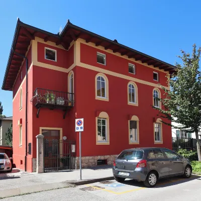 Nine Rooms Double Các khách sạn gần Ga Trento