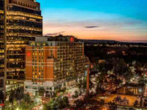 Sheraton Suites Calgary Eau Claire Hotels in Calgary