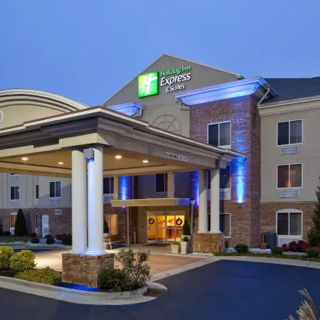 Holiday Inn Express & Suites HIGH POINT SOUTH by IHG