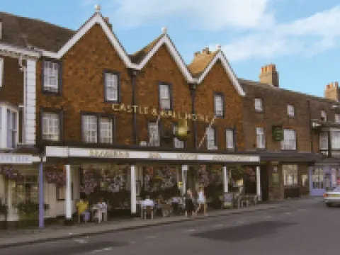 Castle and Ball by Greene King Inns Hotels in Marlborough