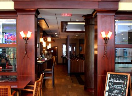 옴니 샬럿 호텔