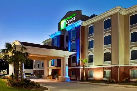 Holiday Inn Express & Suites Amite