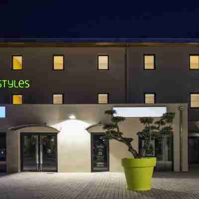 Hotel ibis Styles Villeneuve sur Lot Hotel Exterior