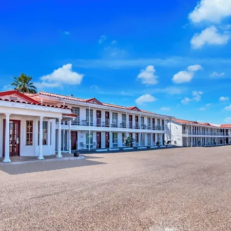 Historic Coronado Motor Hotel by OYO