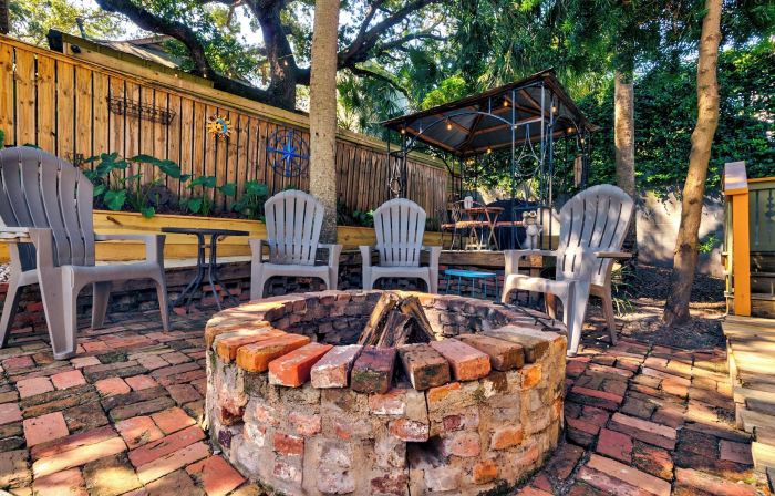 Beachside Boutique Inn – Folly Beach Rooms & Private Cottages