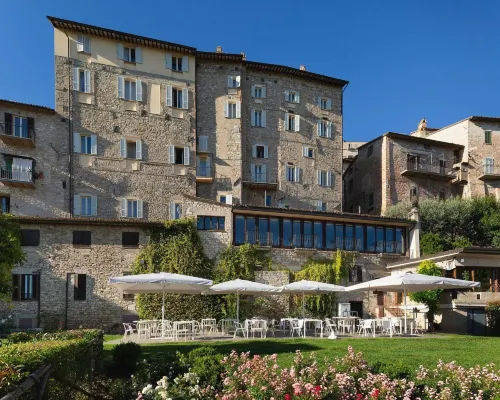Hotel Fontebella Hotele w: Assisi