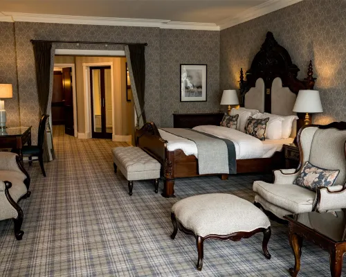 Harvey's Point Hotels in Donegal
