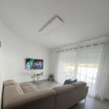 Villa with heated pool and sauna