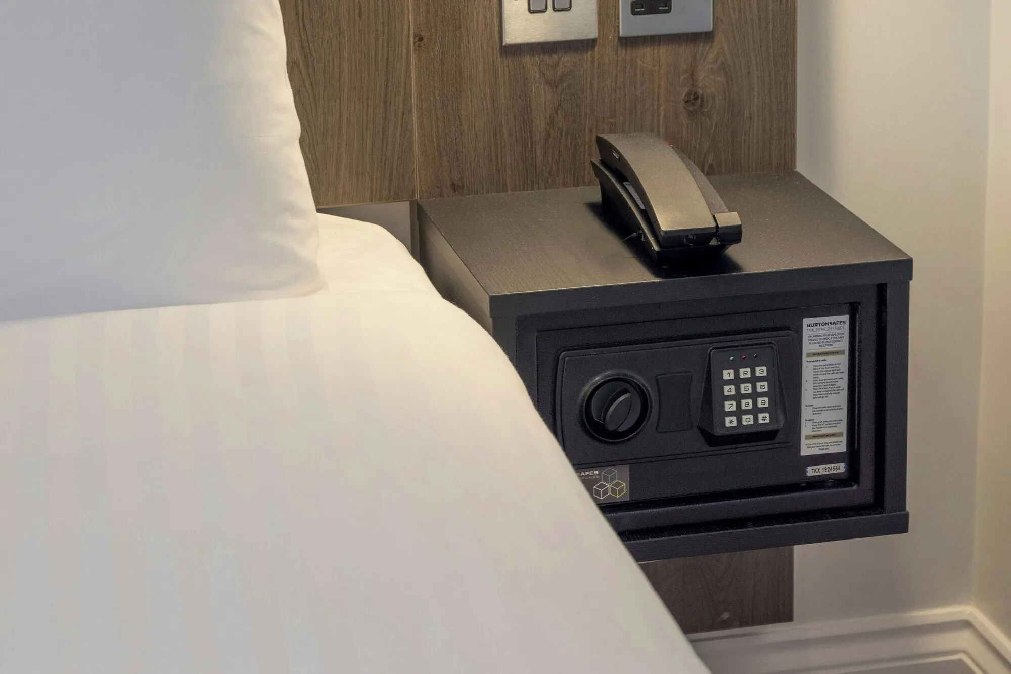 Four Points Flex by Sheraton London Kensington Olympia Phòng Photos