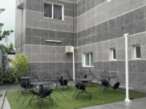 Ericely Inmobiliaria Hoteles en Malabo