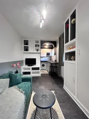 La maison de Paris Est Calme et Moderne Hotels in Bondy