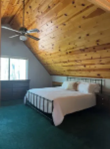 Cute and Cozy 3 Bedroom Cabin in a Peaceful Pinetop Cul-De-Sac