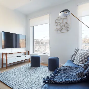 Modern 3 Br Loft -Shared Deck - Gym - Mins to NYC Отели рядом с достопримечательностью «Станция PATH Newport»