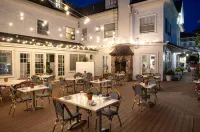 Kennebunkport Inn - breakfast