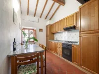 Flat with swimming pool and air conditioning