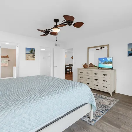Boardwalk 205