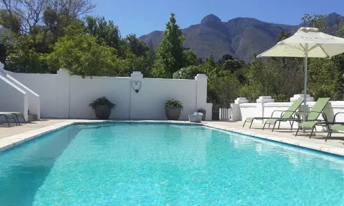 峽谷豪華莊園精品水療飯店