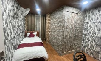 Anagh Guest House