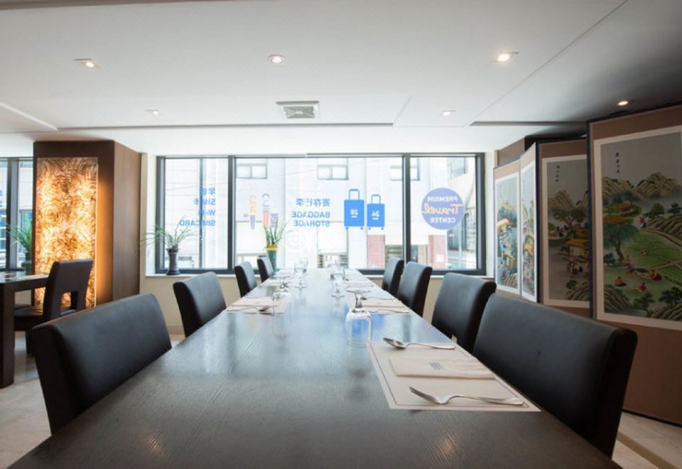 3. 프린스호텔 서울..