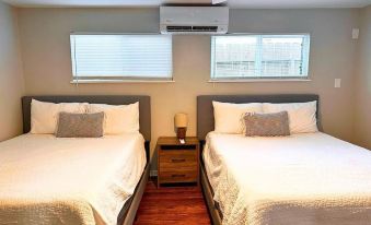 Stylish 1BR Urban Retreat