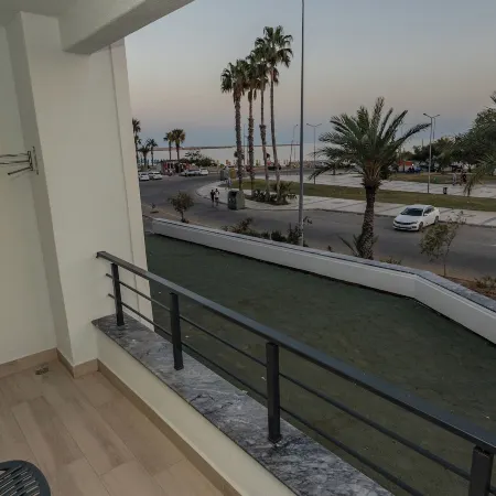 HOLMİ OTEL