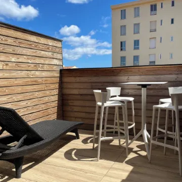 Ezz'Hotel Canet Отели в г. Кане-ан-Русийон