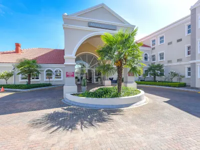 Mercure Johannesburg Randburg Hotel Hotels near Delta Park