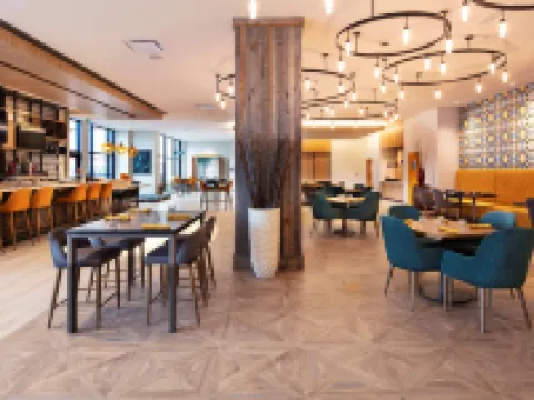 ヒルトン ガーデン イン モンク ン ン、サーネビ モンクトンのホテル