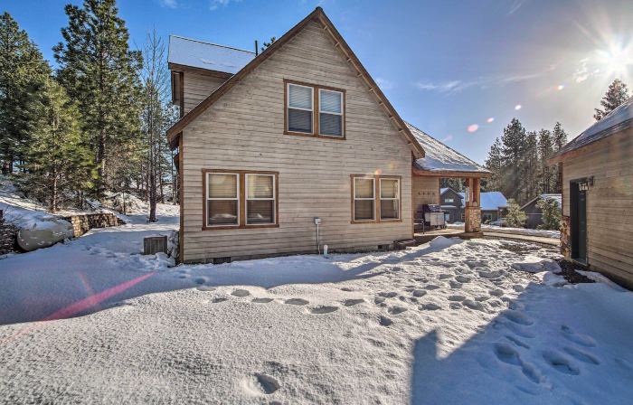 Dog-Friendly Ronald Vacation Rental Cabin!